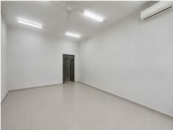 Serangoon Road (D8), Shop House #562952981